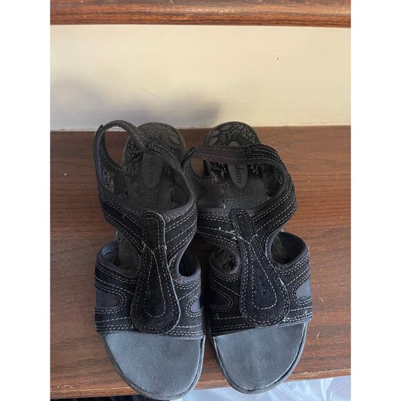 Easy Spirit womens 8.5 sandals - Picture 2 of 4